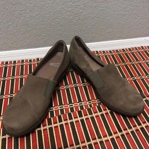 Woman dansko shoe (Julia) size 38